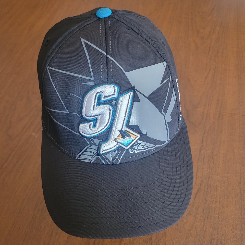 Reebok San Jose Sharks Hat Cap Fitmax 70 Fitted Size S/M